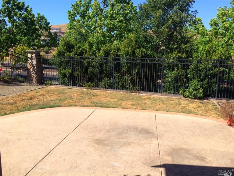 8360 Bennington Ct, Vallejo, CA 94591 photo 21