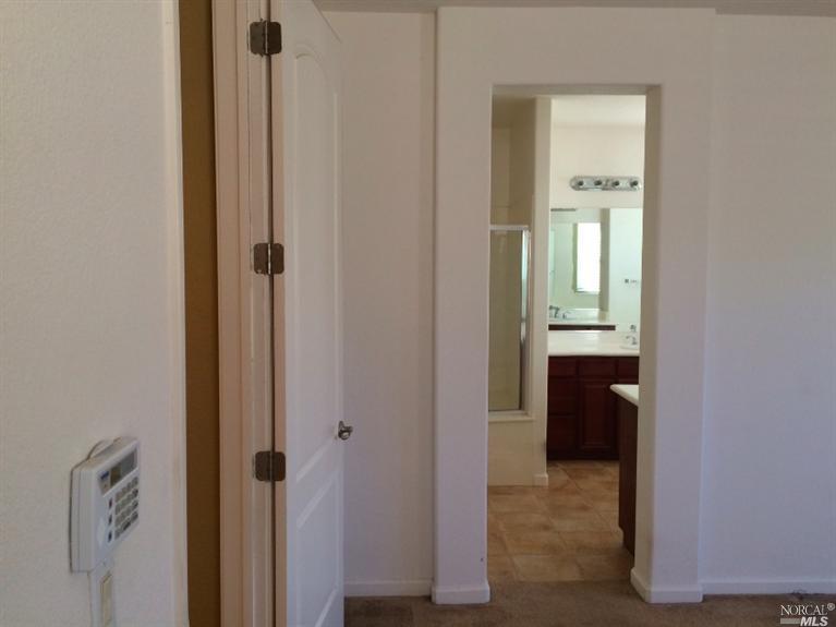 8360 Bennington Ct, Vallejo, CA 94591 photo 17