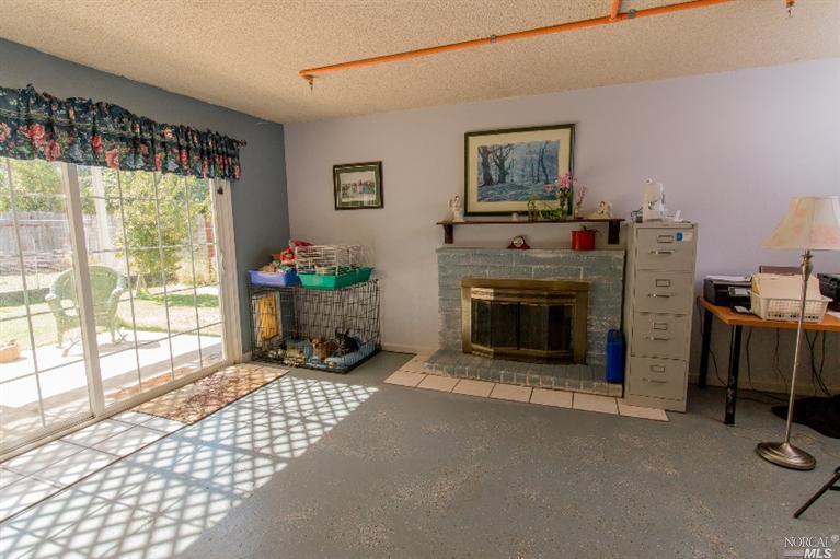 810 N Almond St, Dixon, CA 95620 photo 6