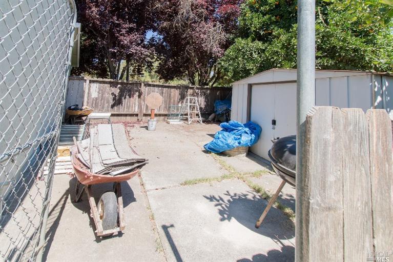 810 N Almond St, Dixon, CA 95620 photo 23