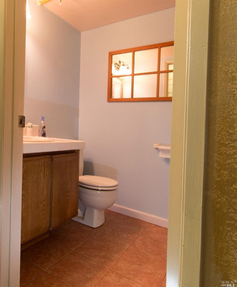 810 N Almond St, Dixon, CA 95620 photo 7