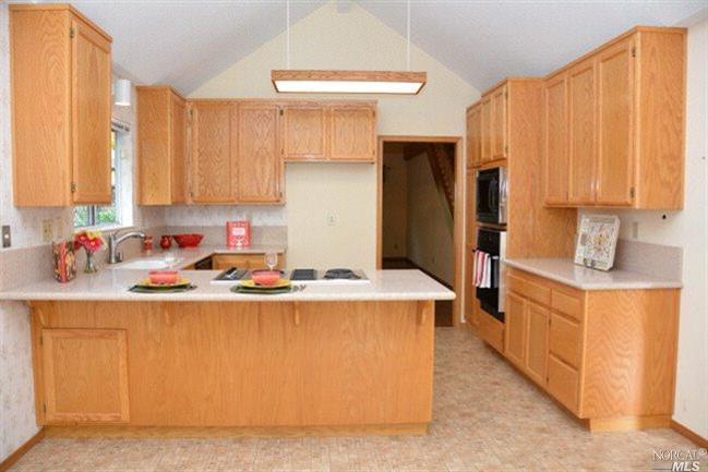 587 Gregory St, Sonoma, CA 95476 photo 6
