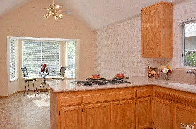 587 Gregory St, Sonoma, CA 95476 photo 5