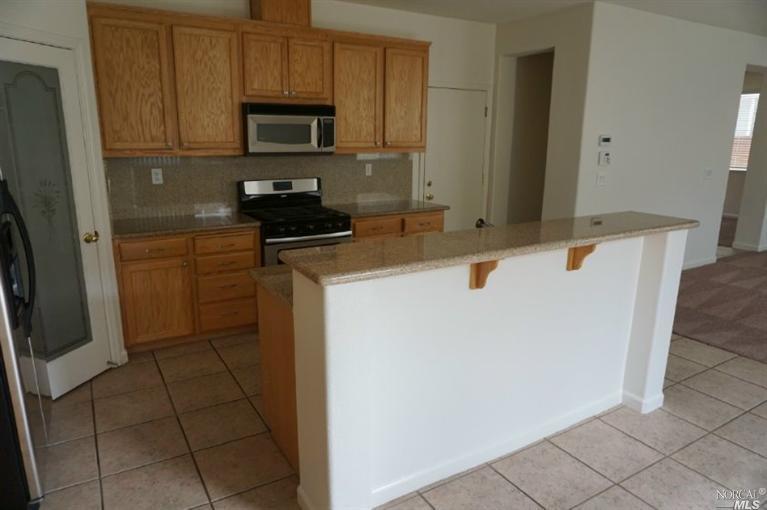 2471 Flatley Cir, Fairfield, CA 94533 photo 8