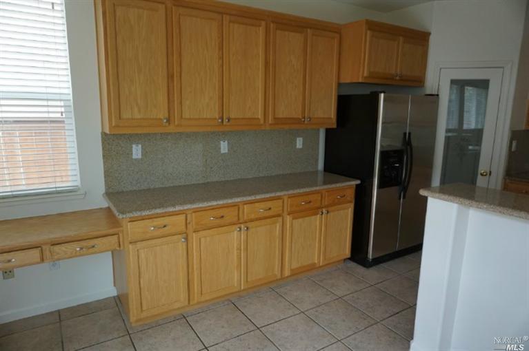 2471 Flatley Cir, Fairfield, CA 94533 photo 6