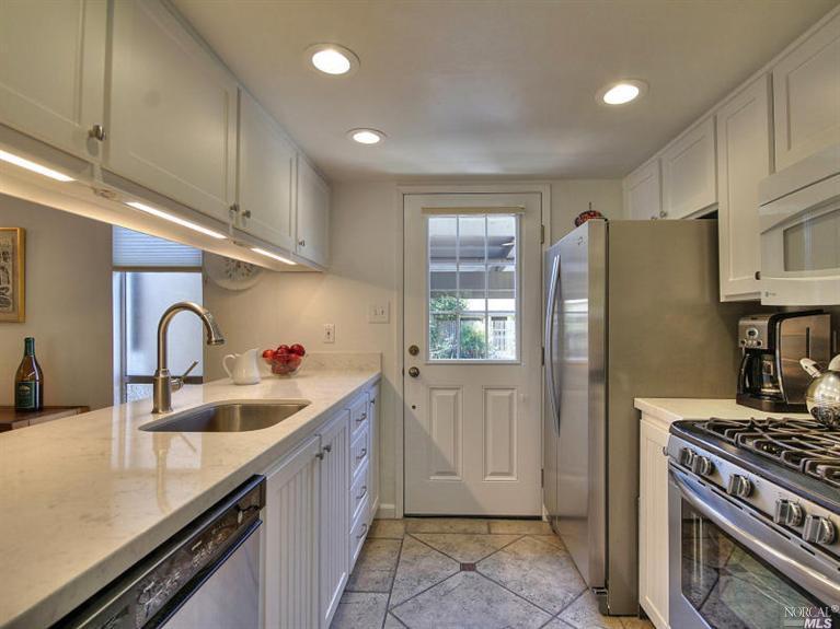 237 Roundtree Way, San Rafael, CA 94903 photo 7