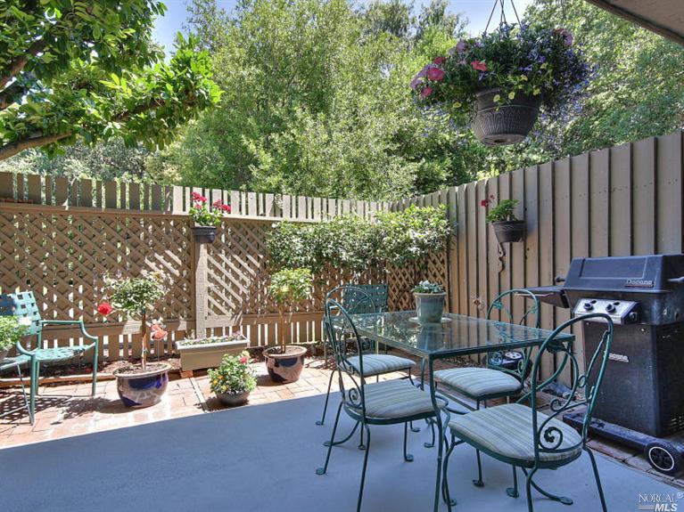 237 Roundtree Way, San Rafael, CA 94903 photo 17