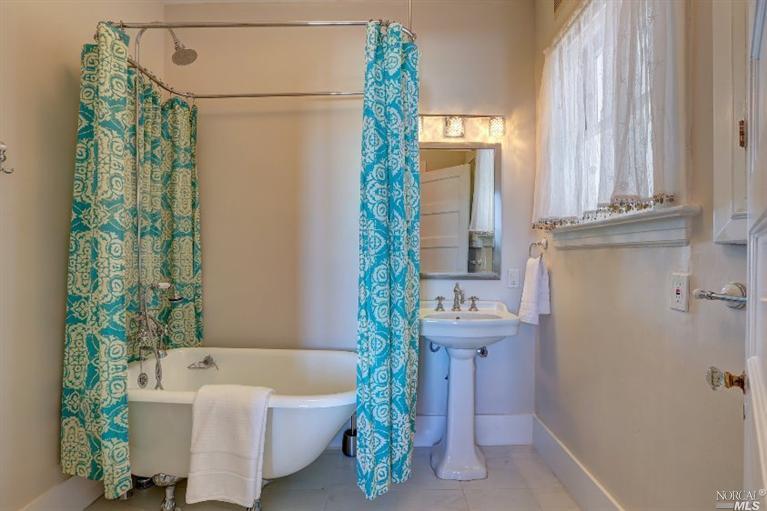 Undisclosed, Sausalito, CA 94965 photo 12