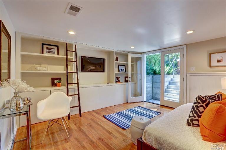 Undisclosed, Sausalito, CA 94965 photo 16