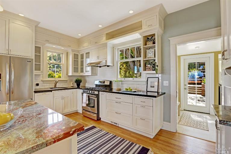 Undisclosed, Sausalito, CA 94965 photo 9