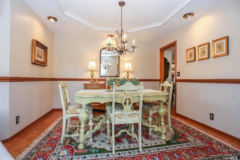 5851 Leona Ct, Windsor, CA 95492 photo 8