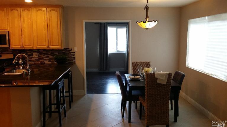 136 Pacific Ct, Vallejo, CA 94589 photo 8