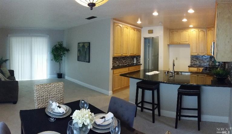 136 Pacific Ct, Vallejo, CA 94589 photo 5