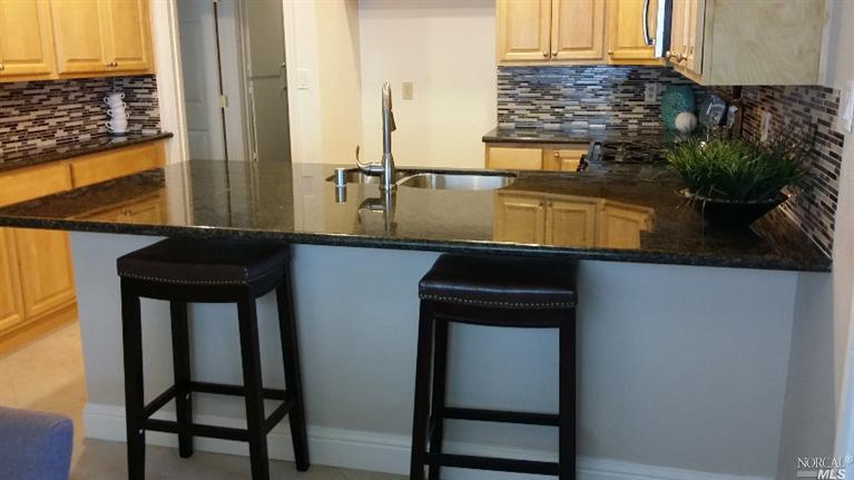 136 Pacific Ct, Vallejo, CA 94589 photo 9