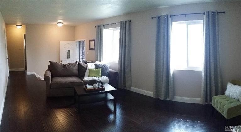 136 Pacific Ct, Vallejo, CA 94589 photo 4