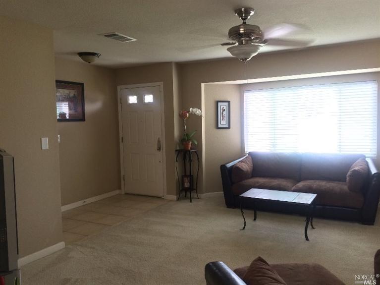 905 Merrill Dr, Dixon, CA 95620 photo 4