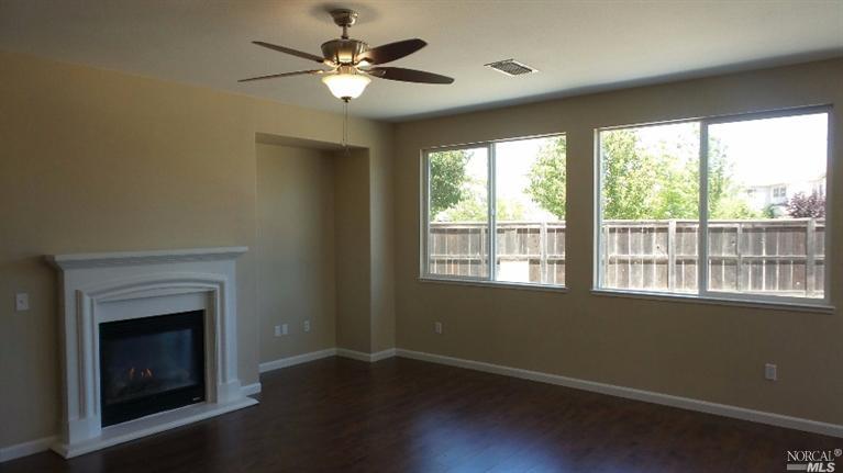 2462 Flatley Cir, Fairfield, CA 94533 photo 10