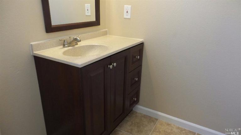 2462 Flatley Cir, Fairfield, CA 94533 photo 11