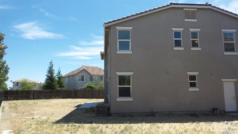2462 Flatley Cir, Fairfield, CA 94533 photo 27