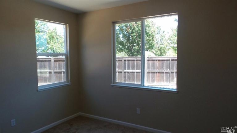 2462 Flatley Cir, Fairfield, CA 94533 photo 12