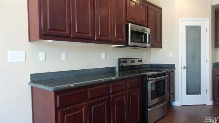 2462 Flatley Cir, Fairfield, CA 94533 photo 6
