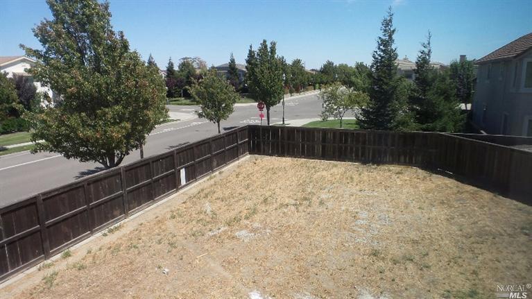 2462 Flatley Cir, Fairfield, CA 94533 photo 25