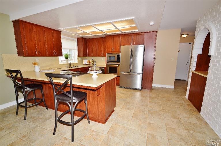 1833 Kolob Dr, Fairfield, CA 94534 photo 5