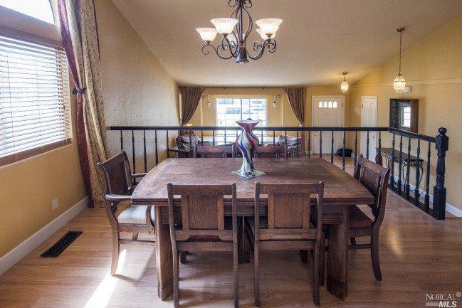 9529 Camelot Dr, Windsor, CA 95492 photo 7