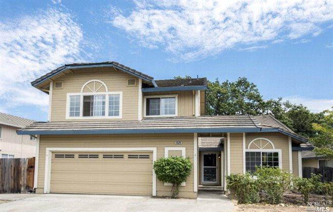 9529 Camelot Dr, Windsor, CA 95492 photo 1