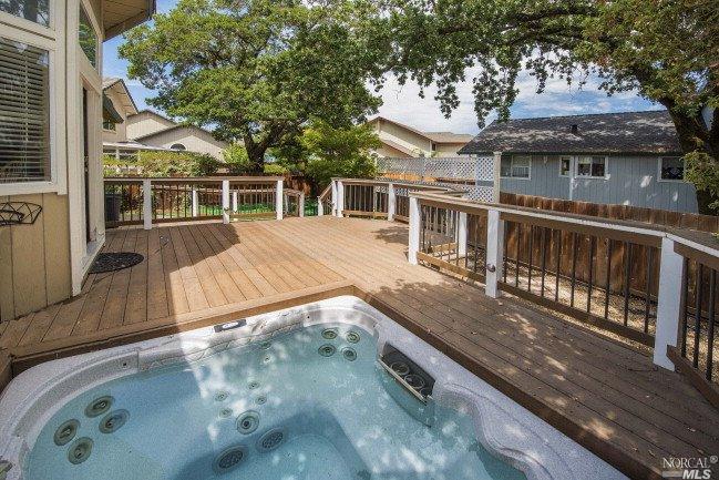 9529 Camelot Dr, Windsor, CA 95492 photo 10