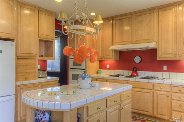 5844 Cabernet Dr, Vallejo, CA 94591 photo 8