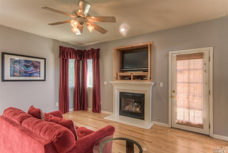 5844 Cabernet Dr, Vallejo, CA 94591 photo 5