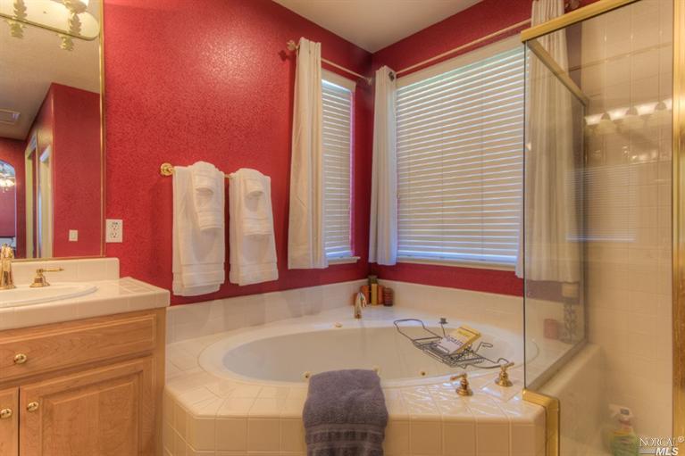 5844 Cabernet Dr, Vallejo, CA 94591 photo 17