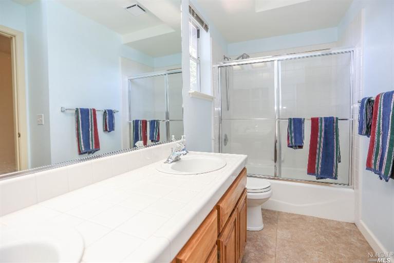545 Leafhaven Ln, Windsor, CA 95492 photo 12