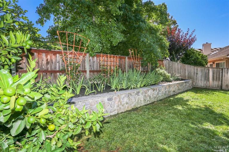 545 Leafhaven Ln, Windsor, CA 95492 photo 25