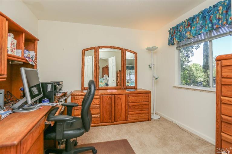 545 Leafhaven Ln, Windsor, CA 95492 photo 10