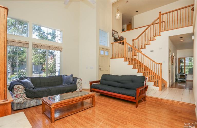 545 Leafhaven Ln, Windsor, CA 95492 photo 5