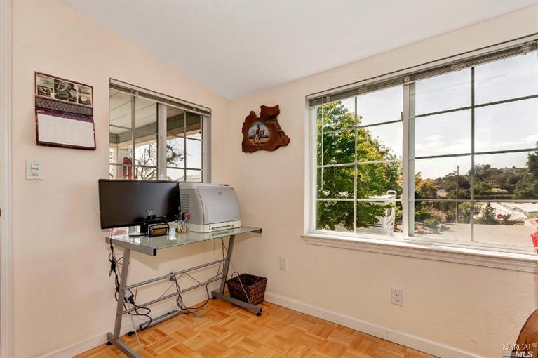 345 E T St, Benicia, CA 94510 photo 22