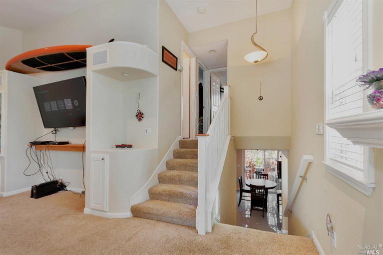 345 E T St, Benicia, CA 94510 photo 9