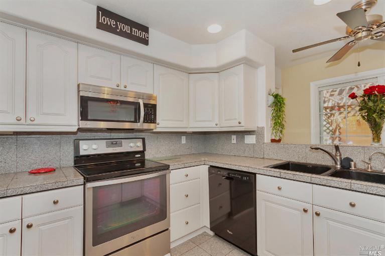 345 E T St, Benicia, CA 94510 photo 17