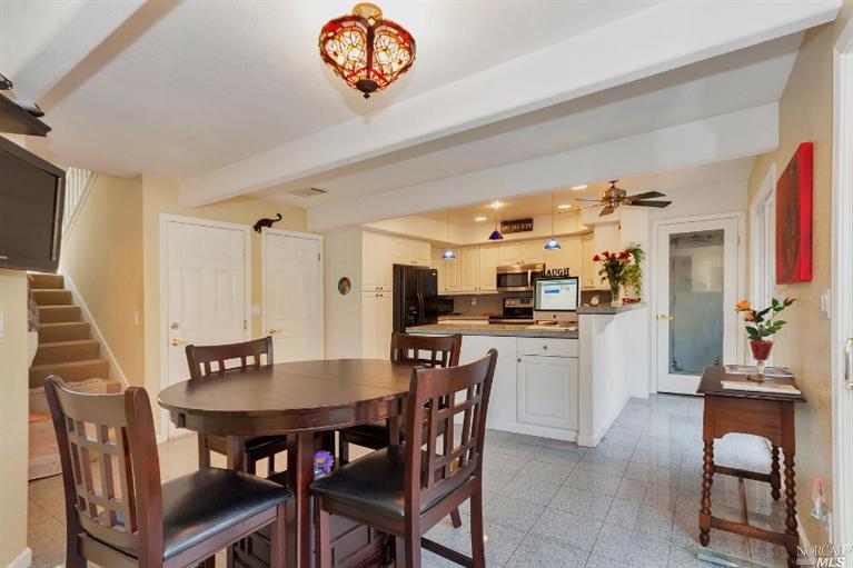 345 E T St, Benicia, CA 94510 photo 12