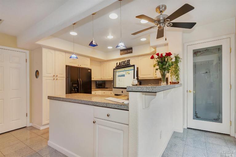 345 E T St, Benicia, CA 94510 photo 13