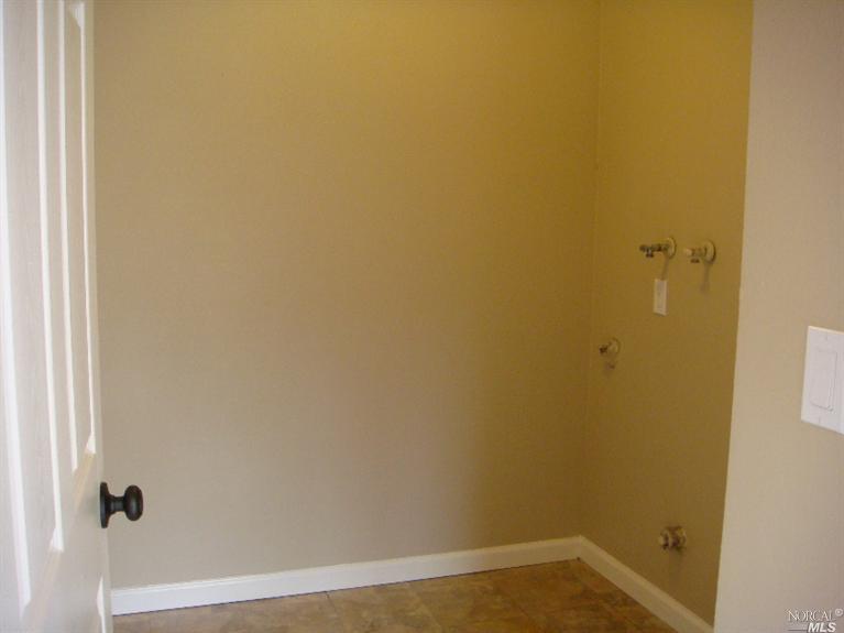 411 Locust Dr, Vallejo, CA 94591 photo 19