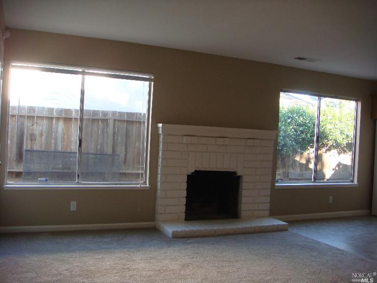 411 Locust Dr, Vallejo, CA 94591 photo 7
