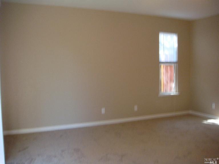 411 Locust Dr, Vallejo, CA 94591 photo 14