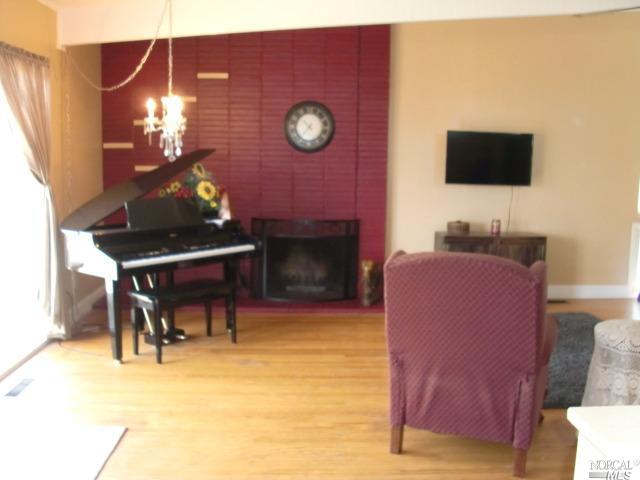 140 Haggerty St, Vallejo, CA 94591 photo 2