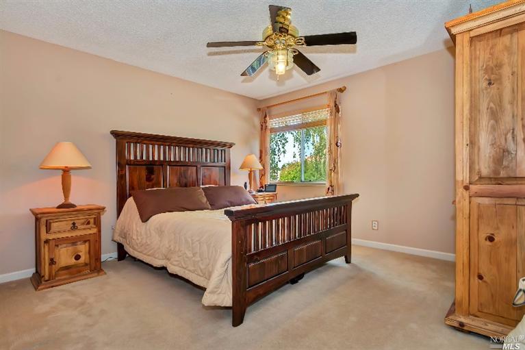 716 Knights Cir, Vallejo, CA 94591 photo 17
