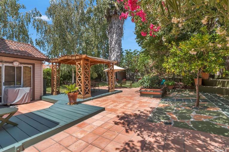 716 Knights Cir, Vallejo, CA 94591 photo 23
