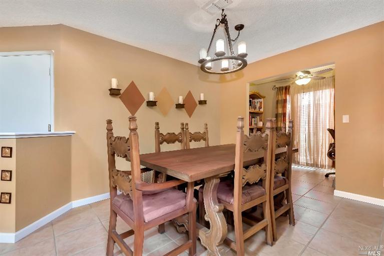 716 Knights Cir, Vallejo, CA 94591 photo 5