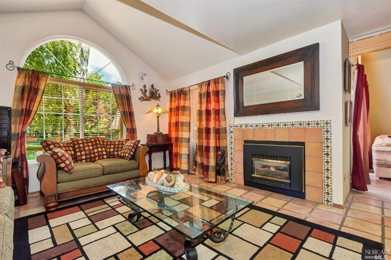 716 Knights Cir, Vallejo, CA 94591 photo 10
